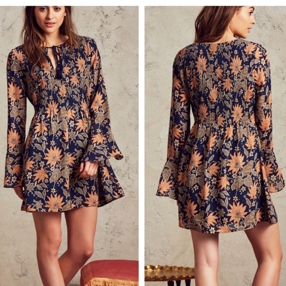 Tularosa Dresses & Skirts - Tularosa Audrey Dress Himalayan Floral navy small